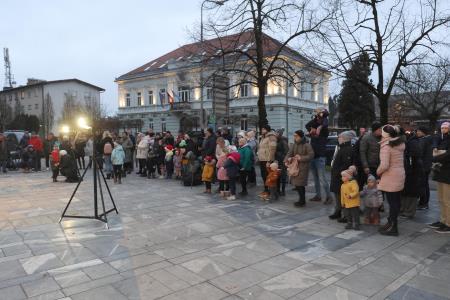 PRIŽIG LUČK 01 FOTO LJUBO VUKELIČ